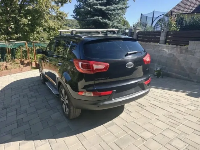 vând kia Sportage , 2.0 crdi , automata , 4x4 , 2012 – fotografia 2 din 8