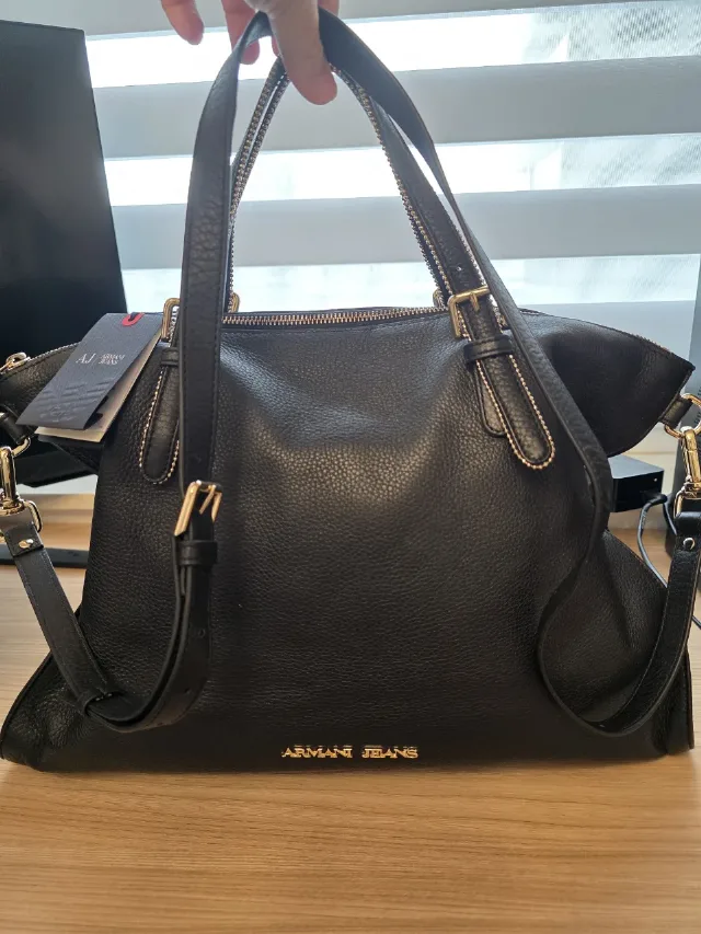 Geanta Armani Piele 100% Originala – fotografia 4 din 8