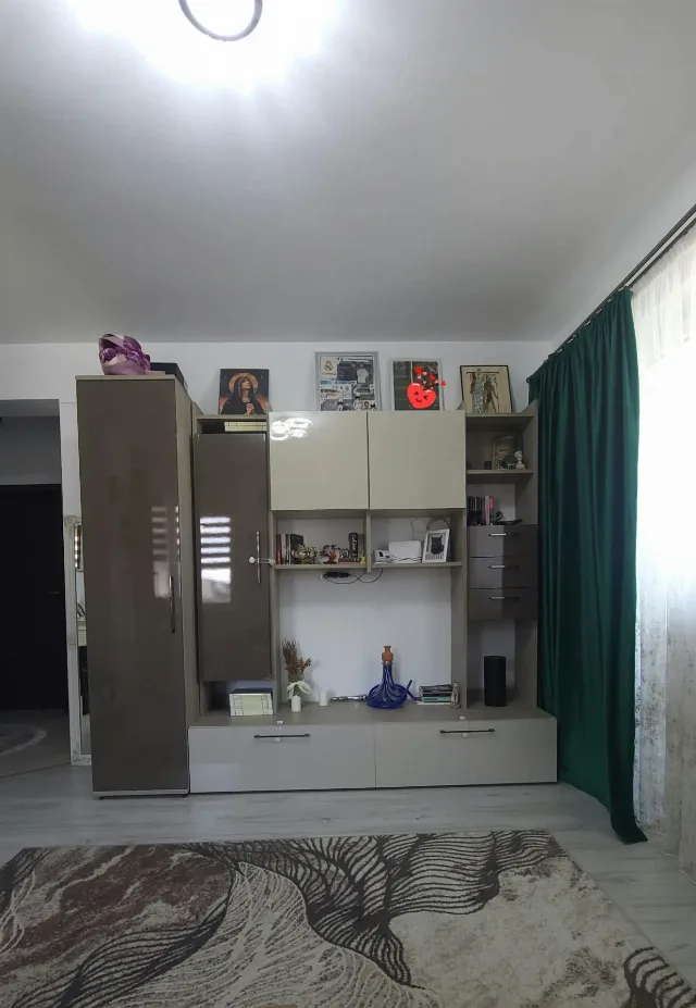 Vînzare apartament – fotografia 3 din 7