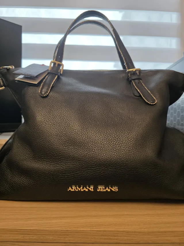 Geanta Armani Piele 100% Originala – fotografia 6 din 8