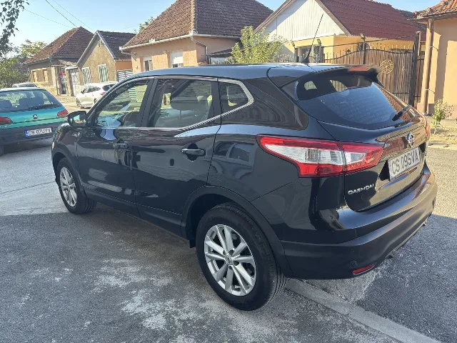 Nissan Qasqai j11 an 2016,1.5 dci,cod motor k9k,187….mii de km,proprietar in acte ,se oferă fiscal – fotografia 2 din 8
