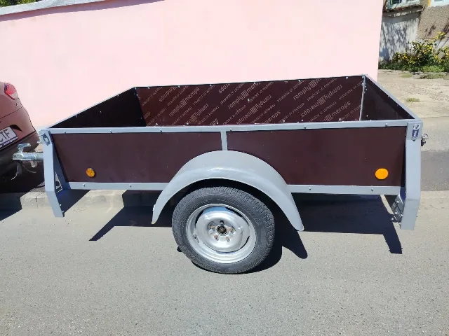 Vând remorcă 750 kg – fotografia 1 din 6