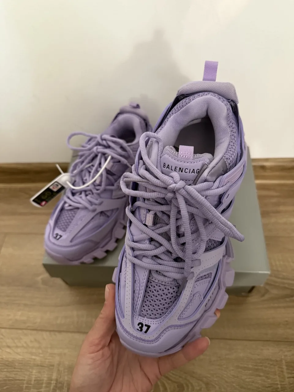 Adidasi unisex mărime la poze – Galati, Alba