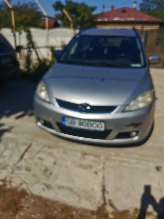 Mazda 5 hatchback – fotografia 3 din 5