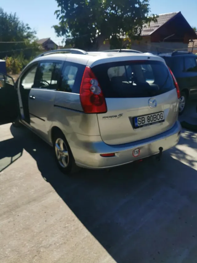 Mazda 5 hatchback – fotografia 4 din 5