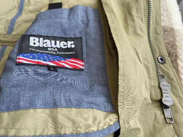 Jacheta Blauer.USA – fotografia 6 din 8