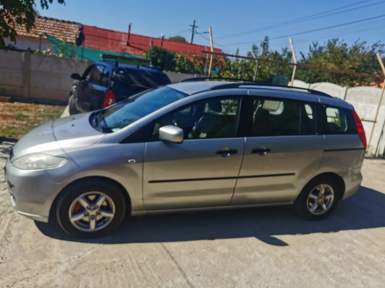 Mazda 5 hatchback – Corabia, Olt