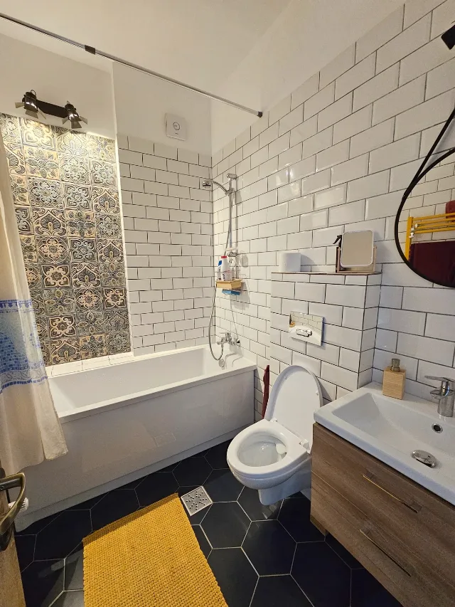 Casă cu două apartamente independente si teren generos. – fotografia 8 din 8
