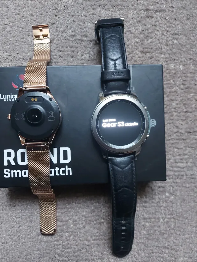vînd ceasuri smartwatch – fotografia 6 din 7