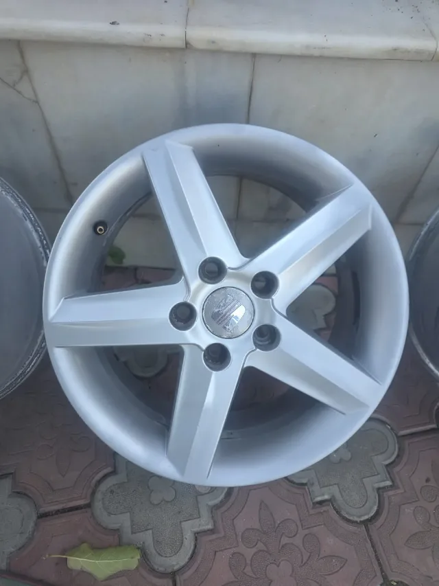 Jante aliaj R16, 5x112 originale Seat – fotografia 2 din 5
