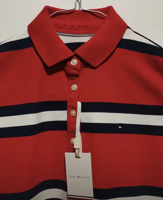 Tricou Tommy Hilfiger XS – fotografia 2 din 3