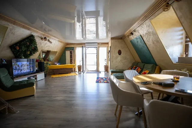 Casa unica de vânzare in Năvodari, pe malul lacului tasaul – fotografia 3 din 7