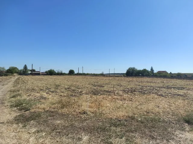 vind teren intravilan,3556mp, 28 m deschidere com Vilcelejud Olt – Slatina, Olt