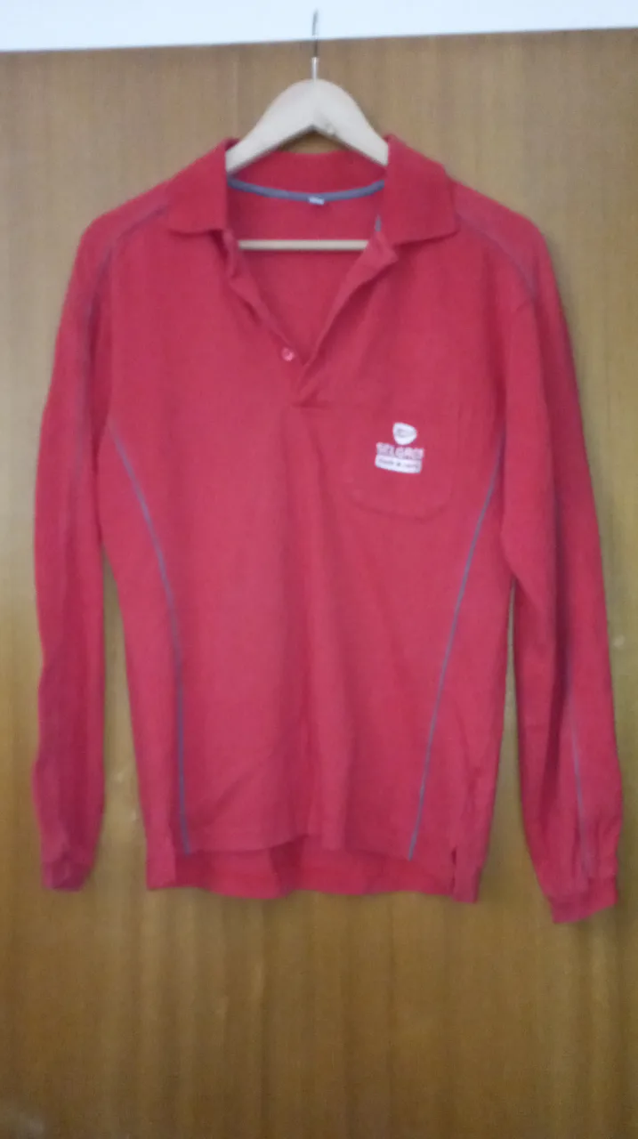 Bluză lungă unisex. – Arad, Arad