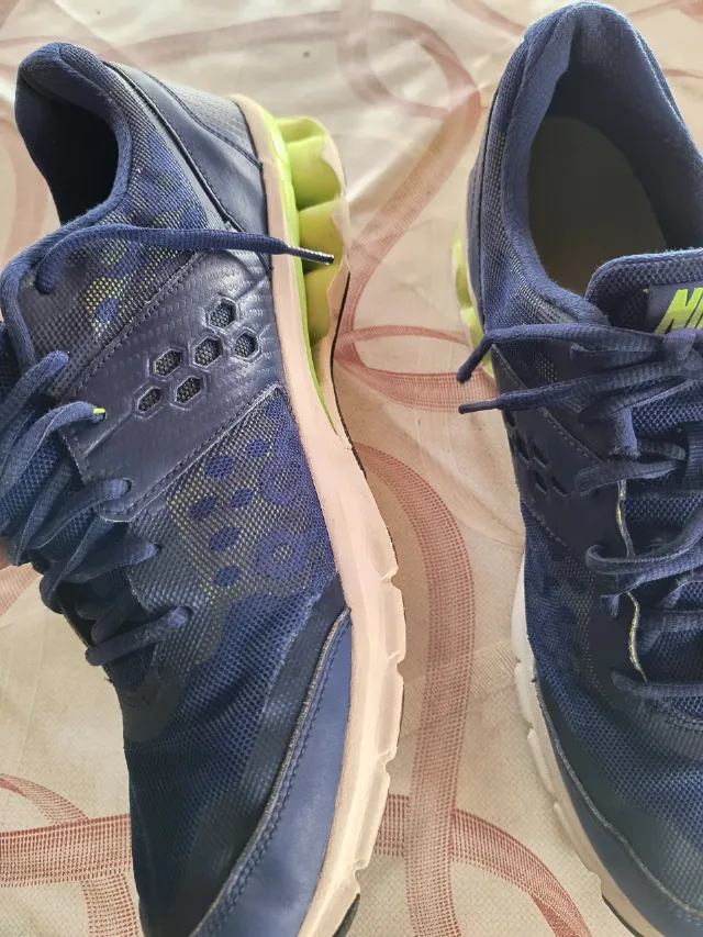 adidași Nike în stare buna – Chisineu-Cris, Arad