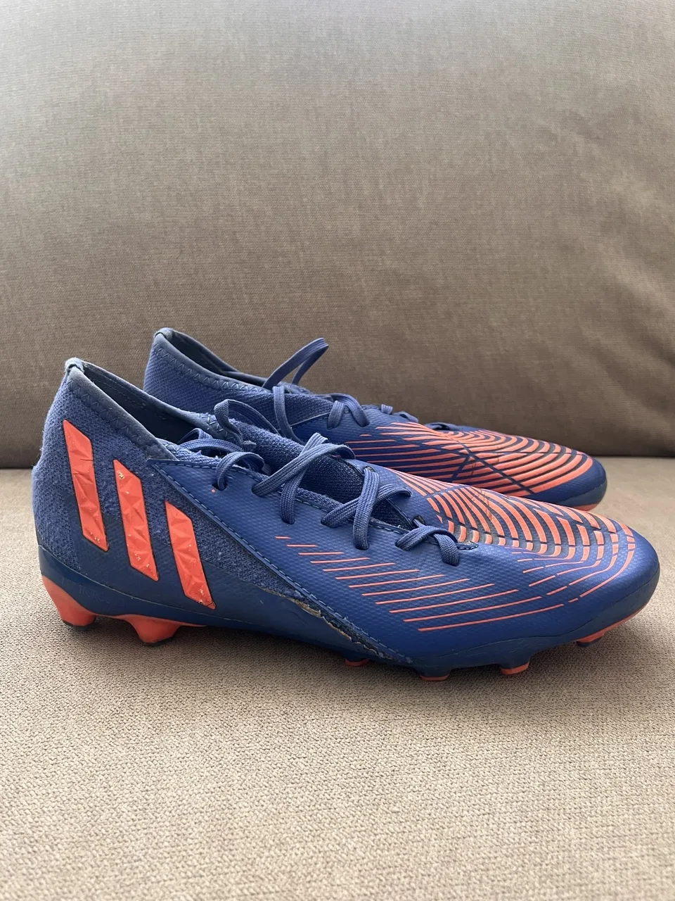 Adidas Predator – mărime 37.5 – cu mic defect – fotografia 1 din 7