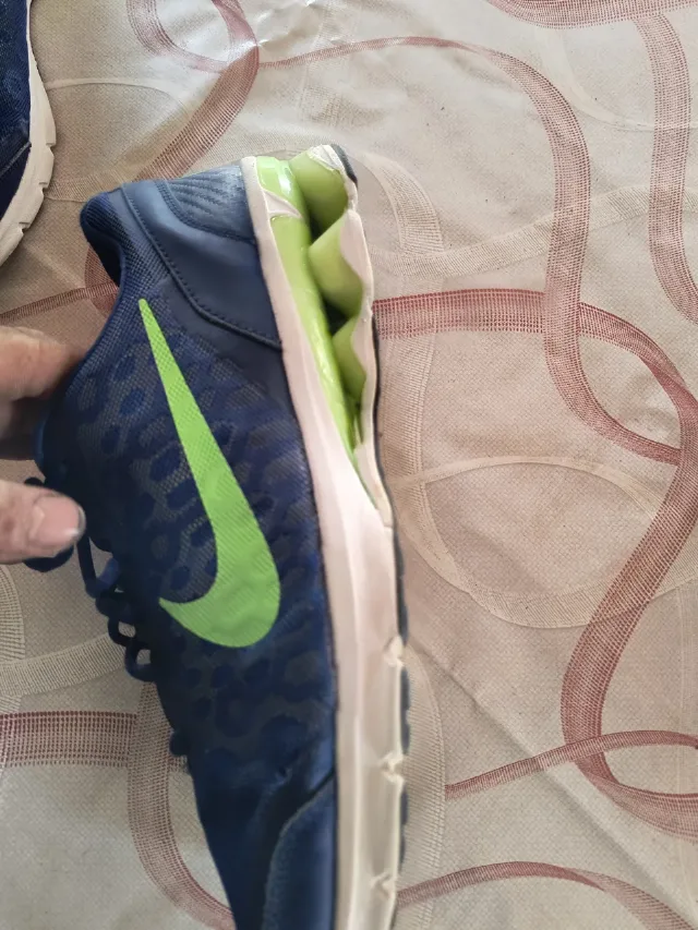 adidași Nike în stare buna – fotografia 4 din 8