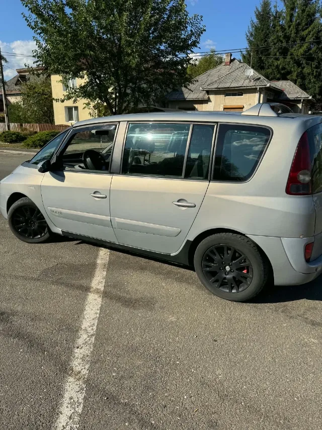 Vând Renault Grand Espace an 2005 – fotografia 3 din 7