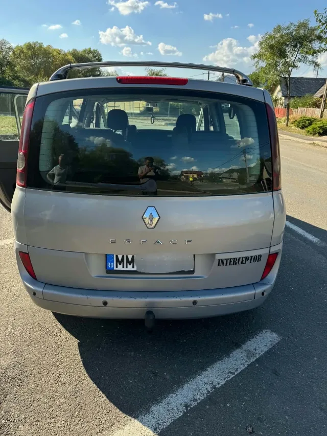 Vând Renault Grand Espace an 2005 – fotografia 4 din 7