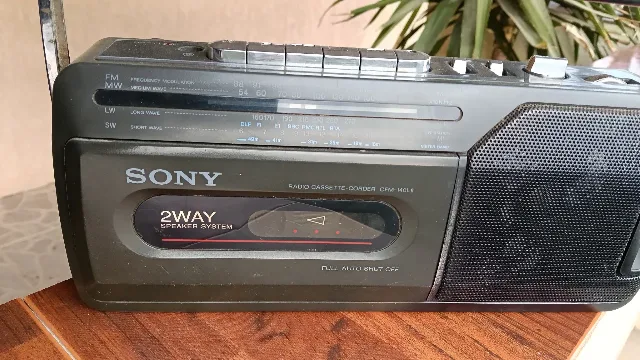 radio casetofon portabil Sony – fotografia 2 din 8