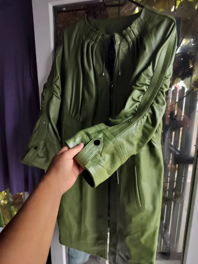 Palton din piele naturală tip rochie – fotografia 2 din 8