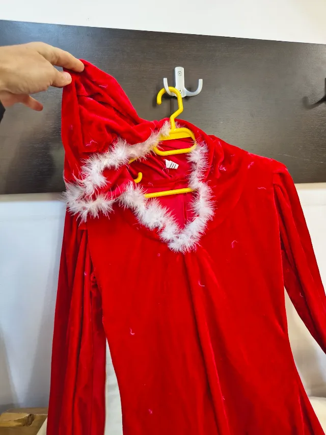 Costume de craciun – fotografia 4 din 5