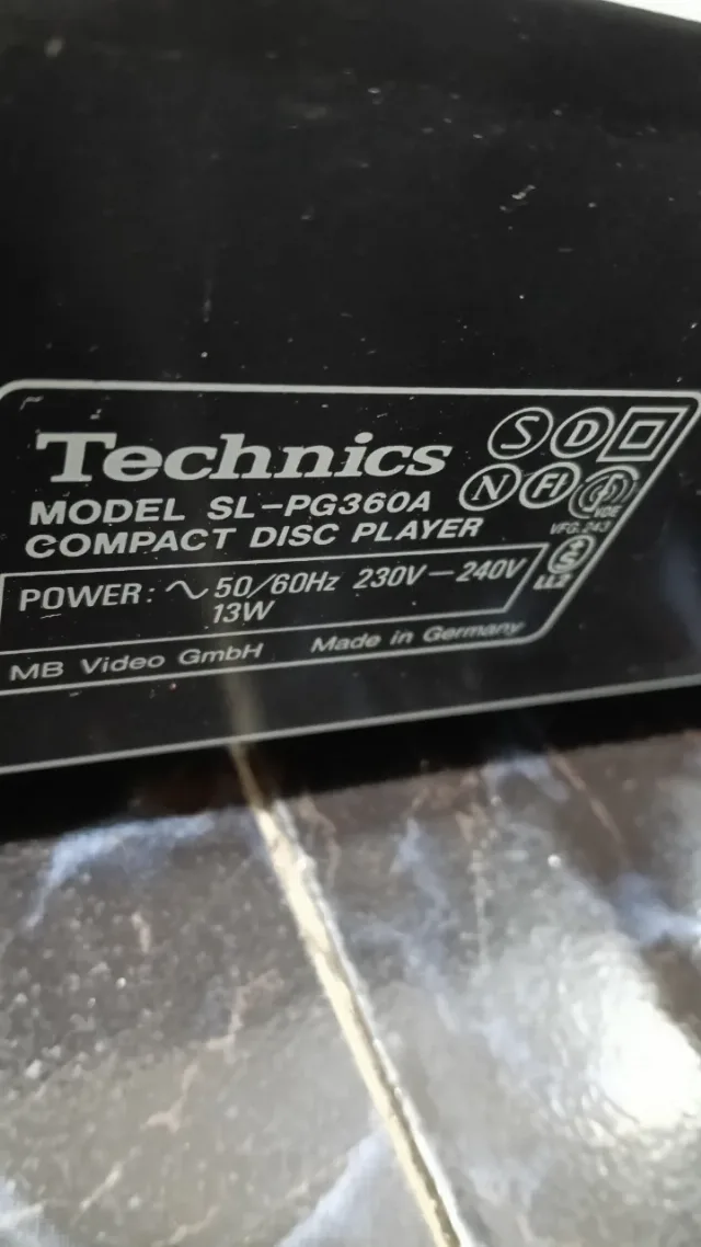 CD player deck Technics sl-pg 360 – fotografia 3 din 8
