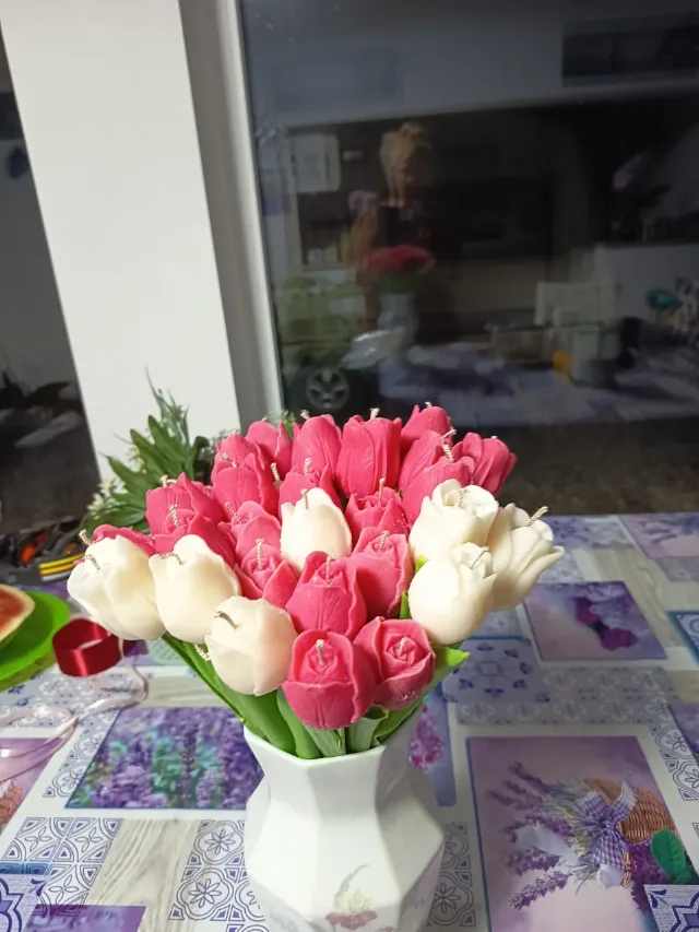 buchete pline de parfum. – fotografia 5 din 8