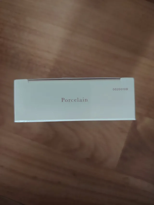 de vânzare iluminator și fond de ten preț pe bucată – fotografia 8 din 8