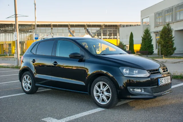 VW Polo 6R - 2011 - 1.6 tdi - 90 cp - Blue motion - Unic proprietar – fotografia 2 din 8