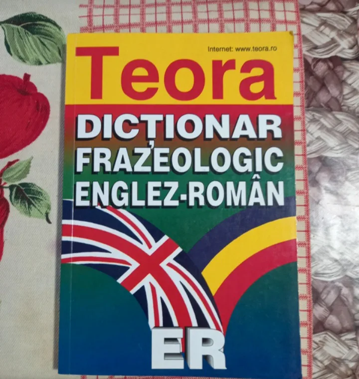 carte școală,dicționar englez-roman – fotografia 1 din 1