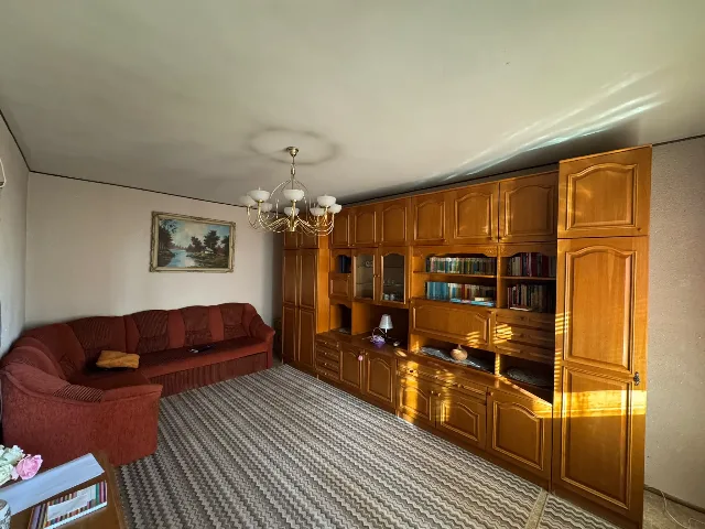 Vând apartament două camere – fotografia 6 din 6