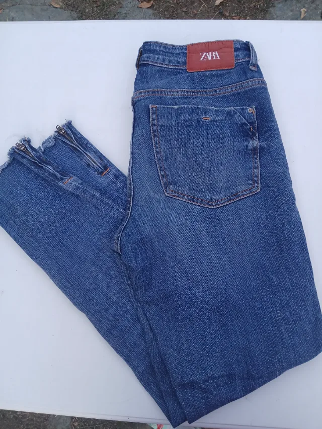 Blugi Zara mărimea 36 – fotografia 3 din 3