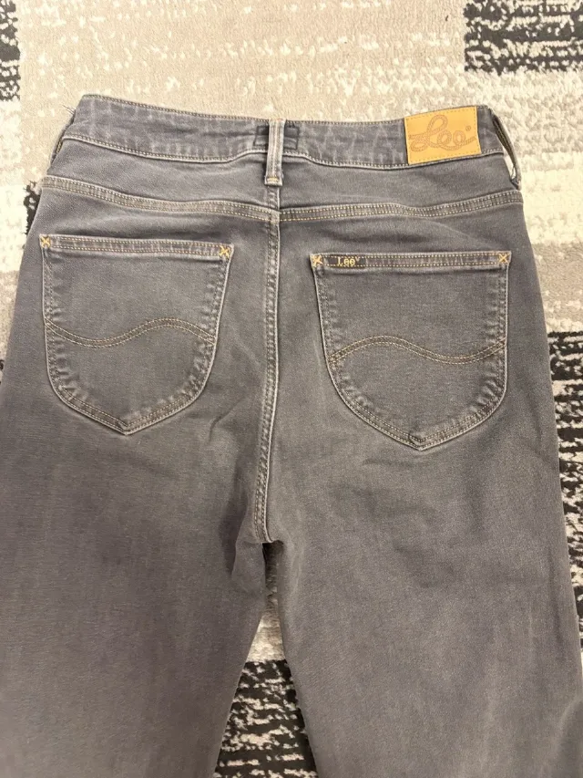 Jeans Lee Breese Bootcut / Flared gri – W28 L31 – fotografia 3 din 7