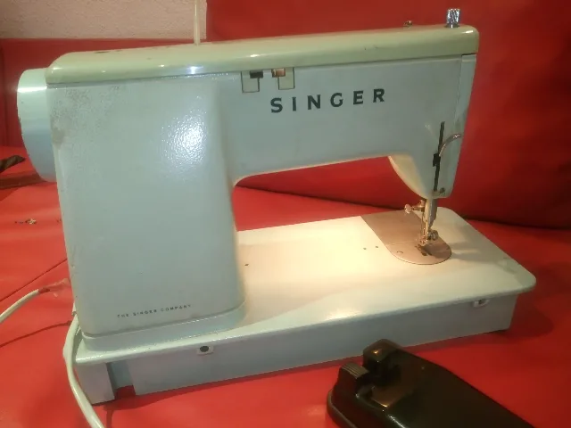 Masina de cusut SINGER electrica – fotografia 5 din 8