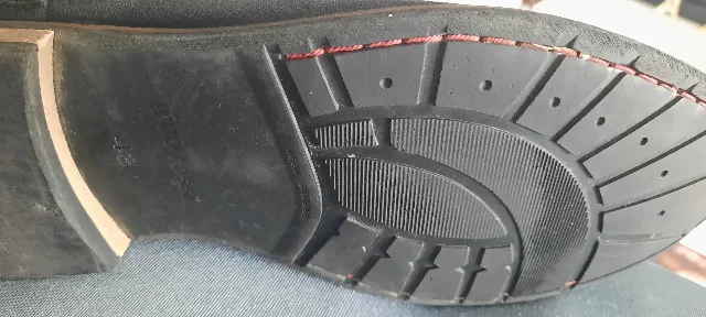 ghete piele intoarsa marimea 43 – fotografia 4 din 4