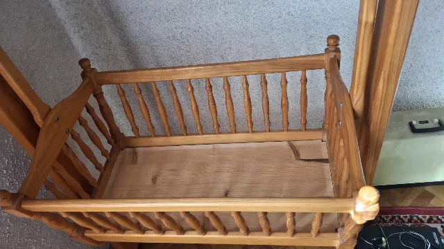 Pătuț bebe (balansoar) – fotografia 3 din 3