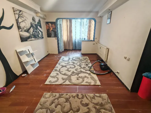 Apartament 3 camere semidecomandat – fotografia 5 din 8