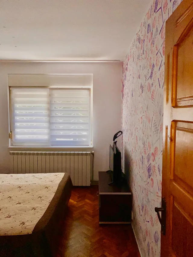 PROPIETAR - vând apartament 4 camere – fotografia 3 din 8