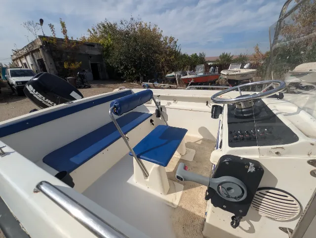 Barca Molinari 5x2m, Suzuki 40cp injectie, peridoc – fotografia 4 din 7
