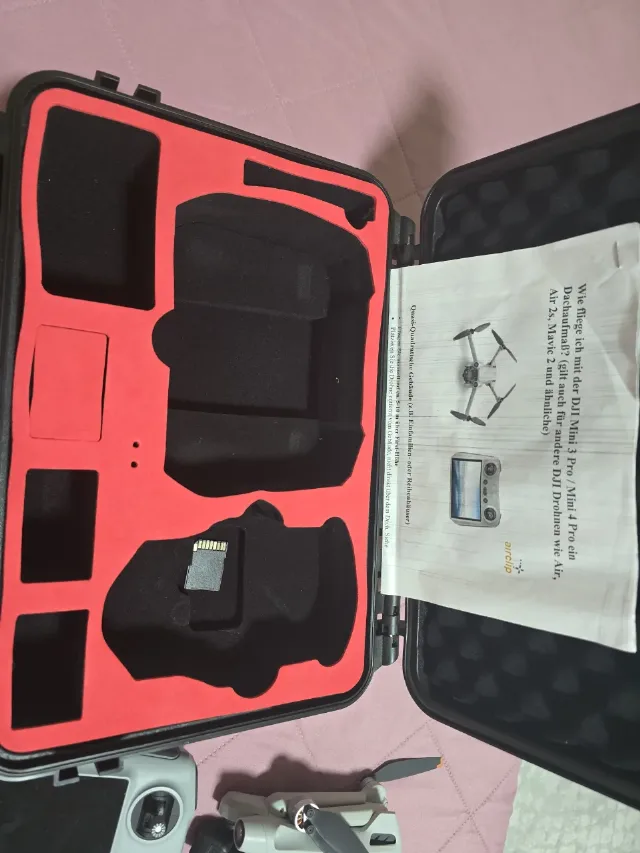 Pachet Complet DJI Mini 3 Pro – Stare Excelentă + Geantă Rigidă Profesională (Hardcase) – fotografia 4 din 5