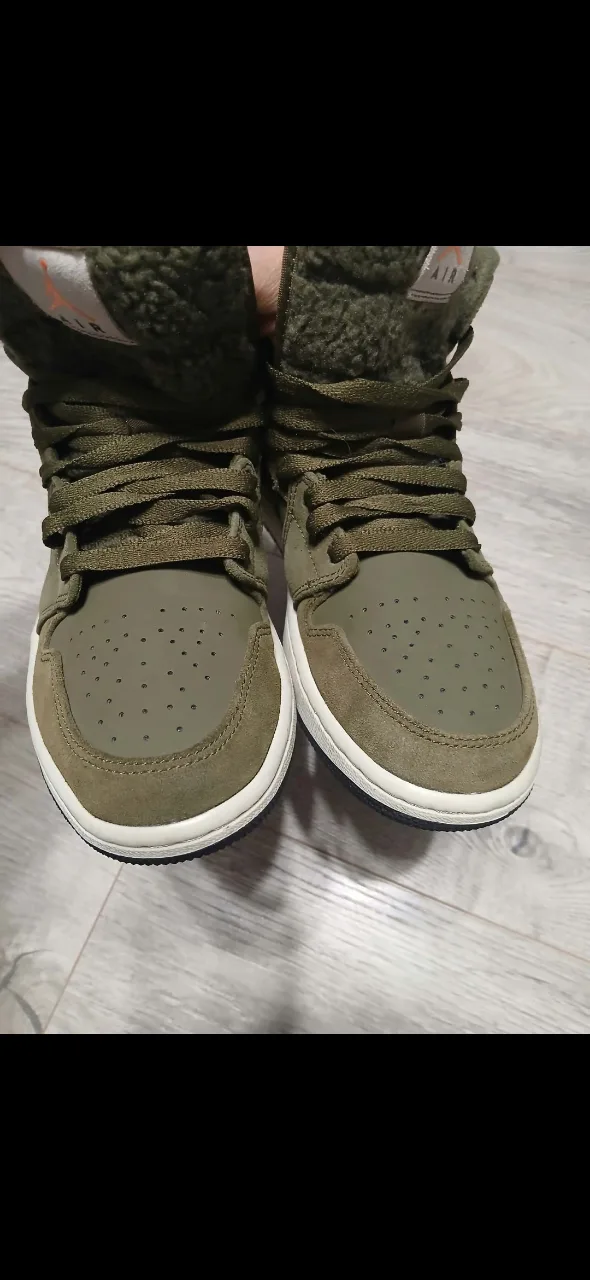 Air  Jordan 1 Retro Mid „Olive Canvas” – fotografia 3 din 8