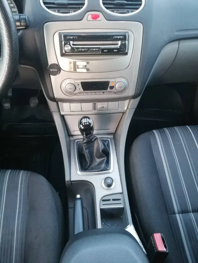Ford Focus 2008 PREȚ NEGOCIABIL – fotografia 2 din 7