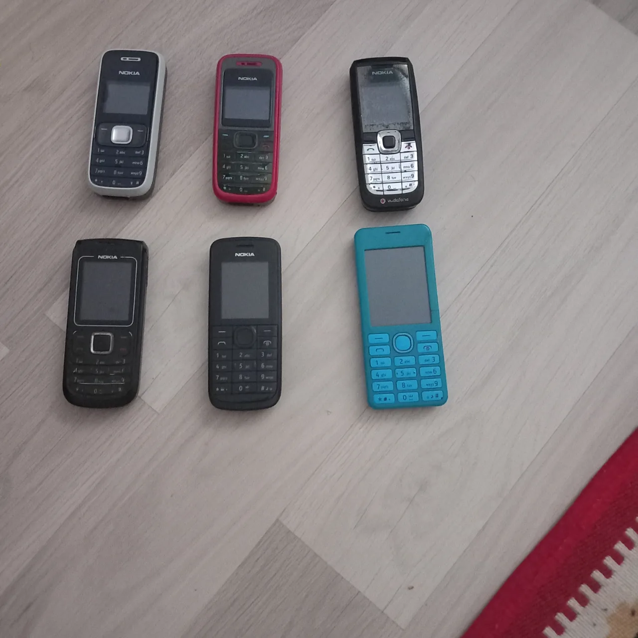 telefoane mobile Nokia pe butoane stare buna – București, București
