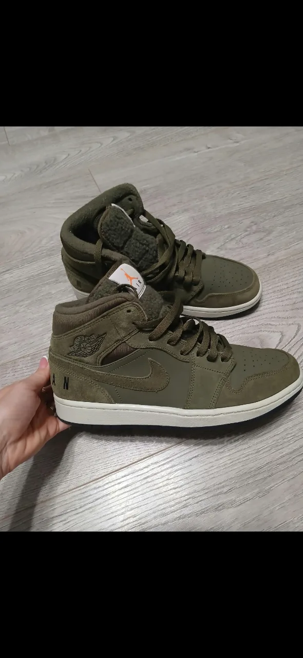 Air  Jordan 1 Retro Mid „Olive Canvas” – fotografia 2 din 8