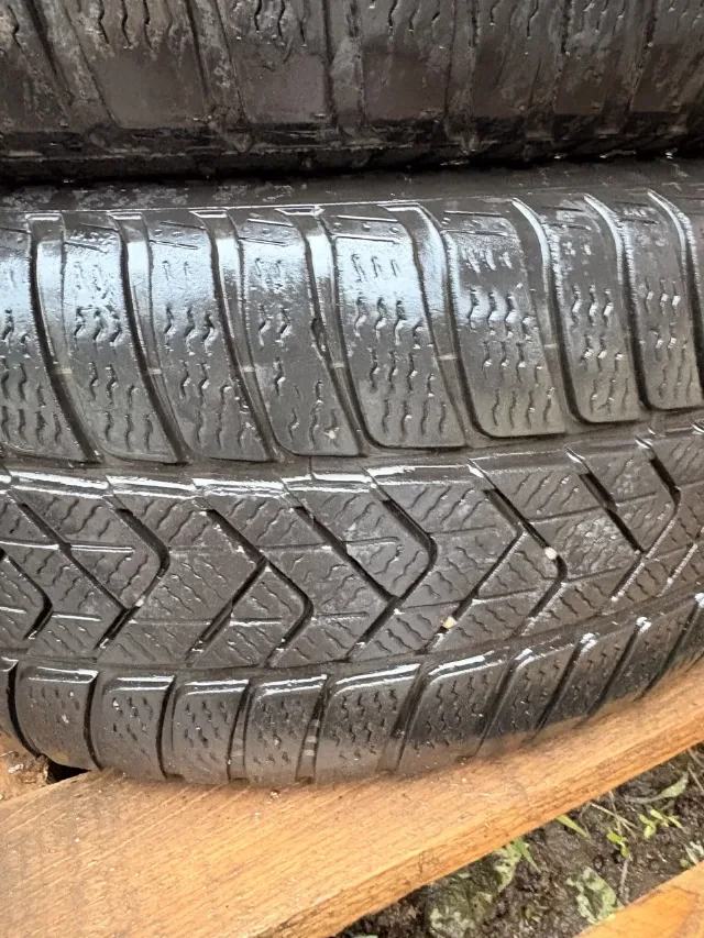 225/50R17 Bridgestone Sottozero3 RFT – fotografia 5 din 8
