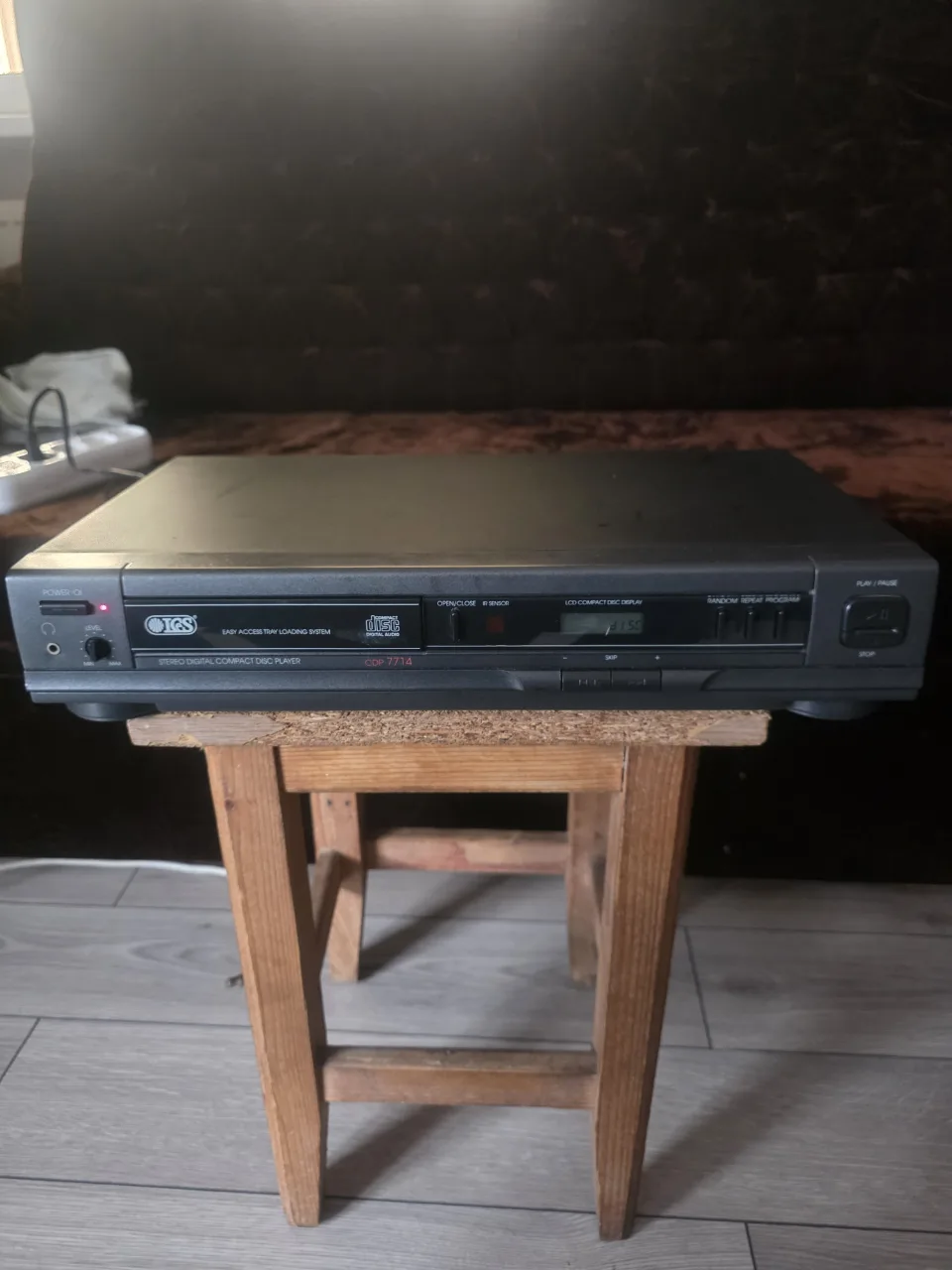 Cd player ICES CDP 7714 – fotografia 1 din 4
